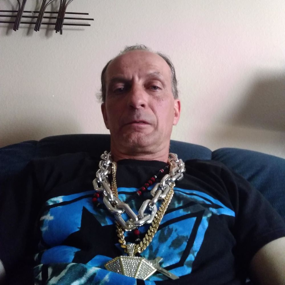 Meet your Posher, Desmond